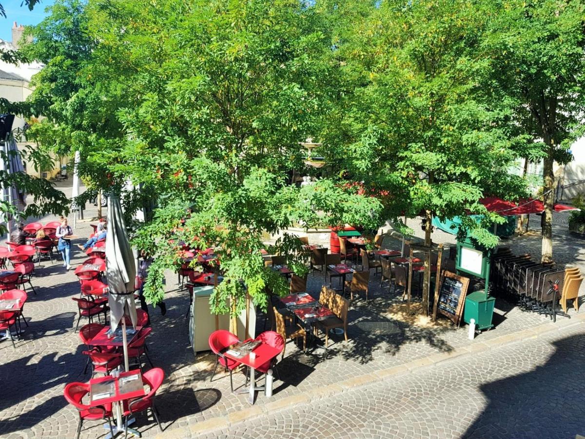 Hotel Du Cafe Des Arts Chinon Zewnętrze zdjęcie