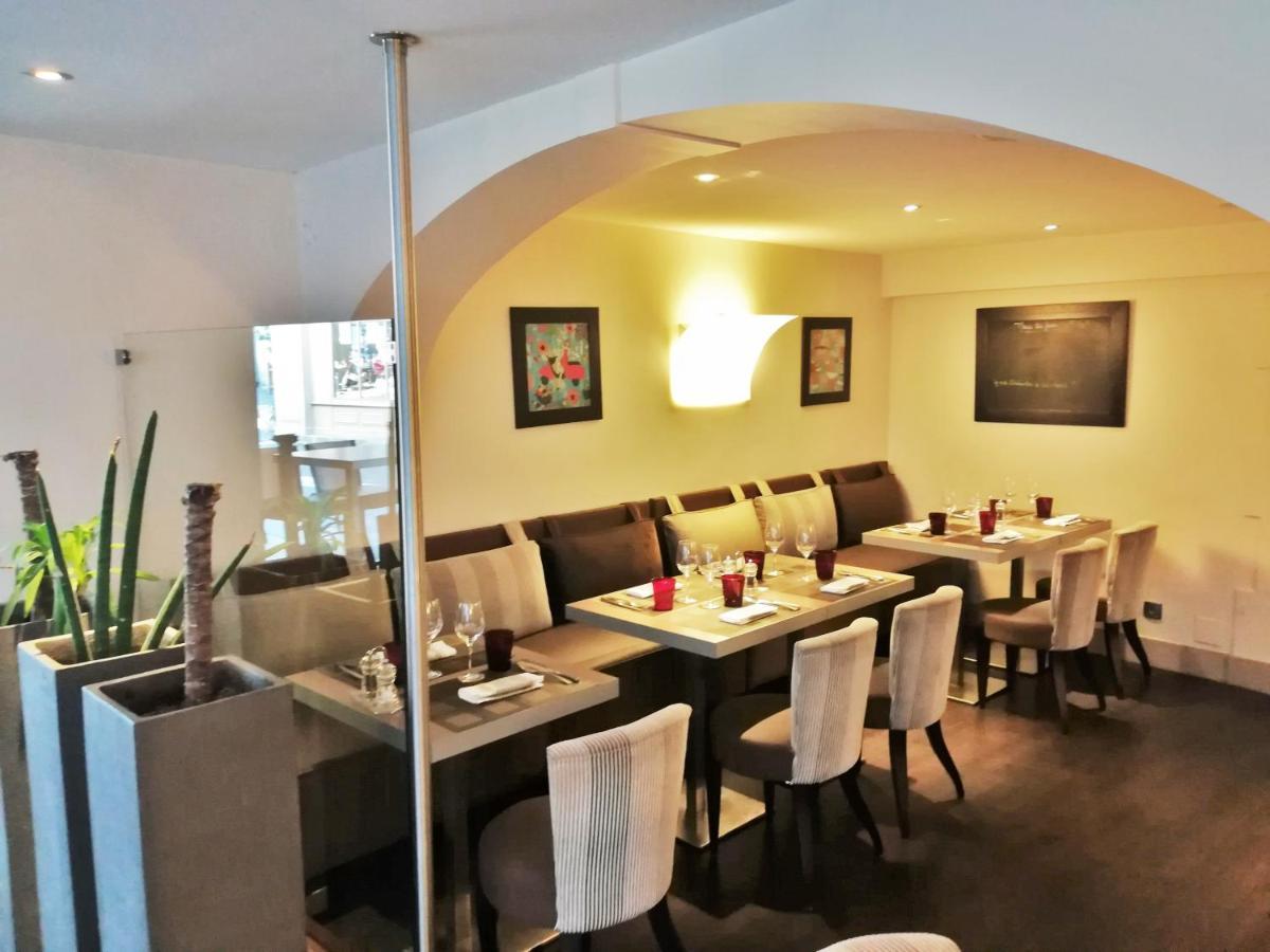 Hotel Du Cafe Des Arts Chinon Zewnętrze zdjęcie